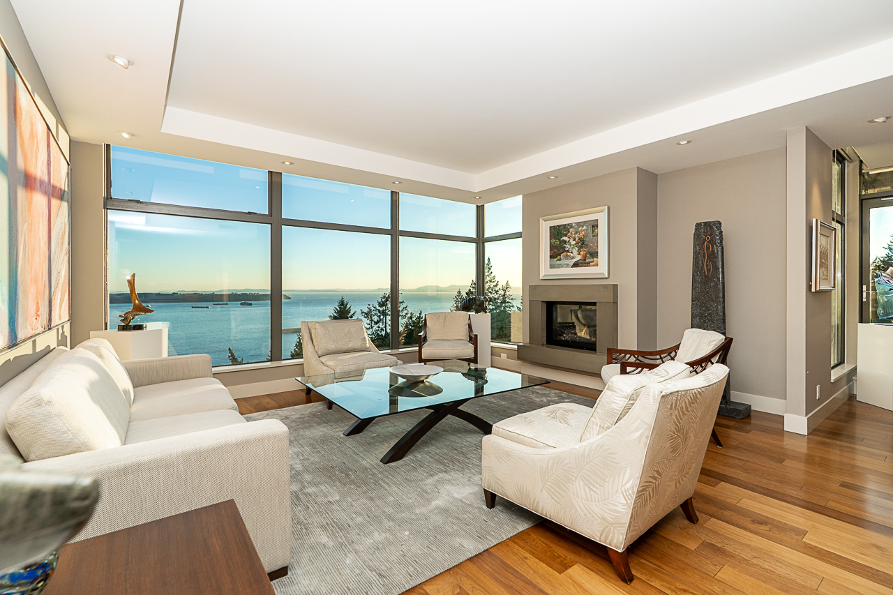 #1303 - 3355 Cypress Place